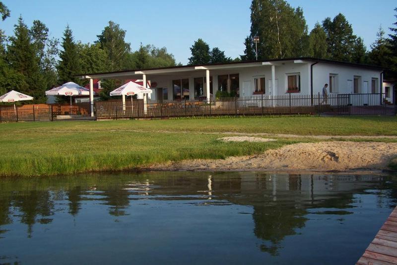 "Vanilla" Pokoje I Apartamenty Nad Brzegiem Jeziora Okuninka Exterior photo