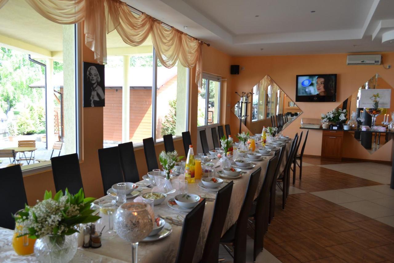 "Vanilla" Pokoje I Apartamenty Nad Brzegiem Jeziora Okuninka Exterior photo