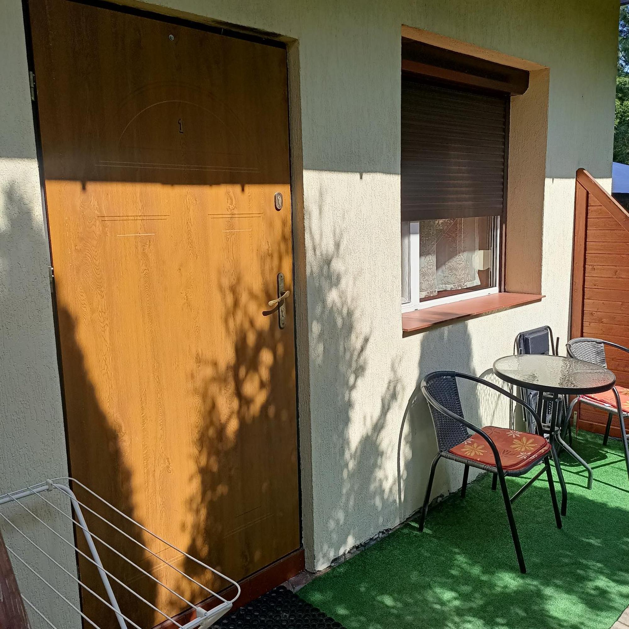"Vanilla" Pokoje I Apartamenty Nad Brzegiem Jeziora Okuninka Exterior photo