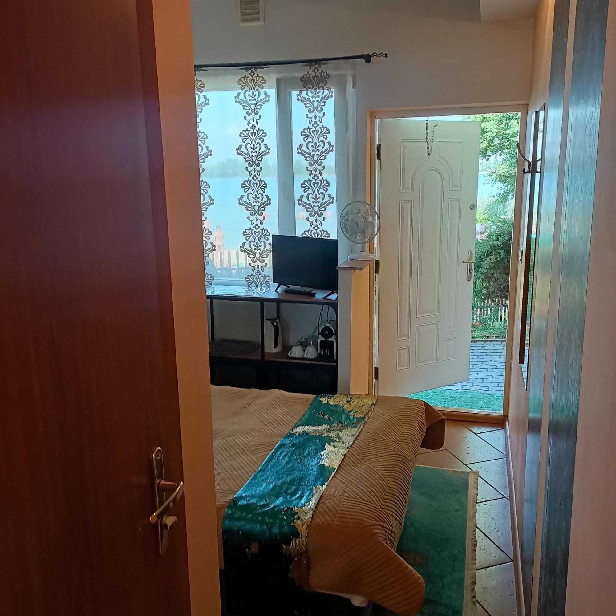 "Vanilla" Pokoje I Apartamenty Nad Brzegiem Jeziora Okuninka Exterior photo