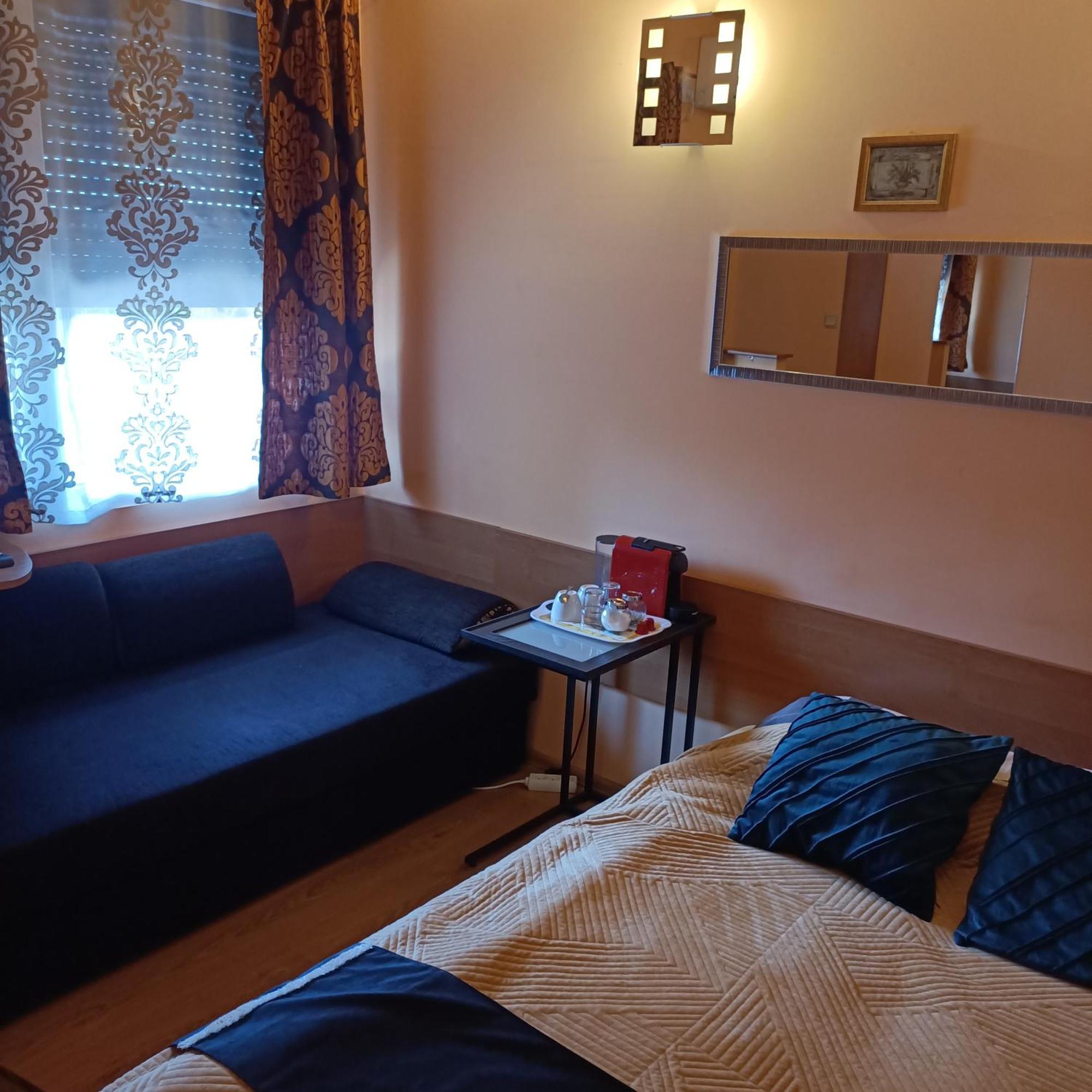 "Vanilla" Pokoje I Apartamenty Nad Brzegiem Jeziora Okuninka Exterior photo